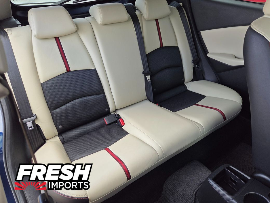 2016 Mazda Demio - image 9