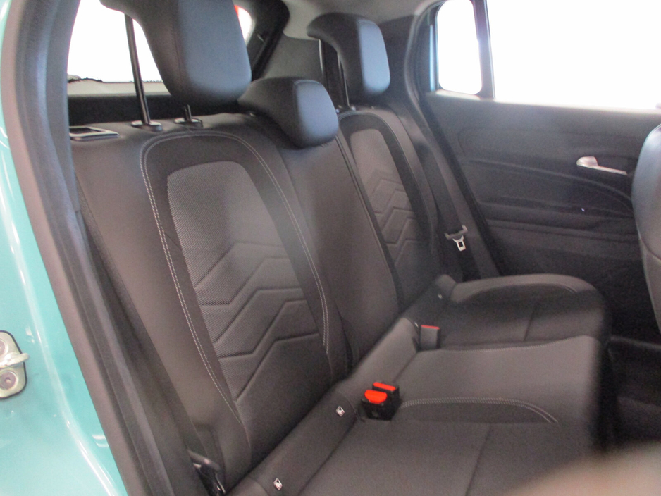 2025 Jeep Avenger AVENGER BEV 54KWH ALTITUDE 156HP €33,245