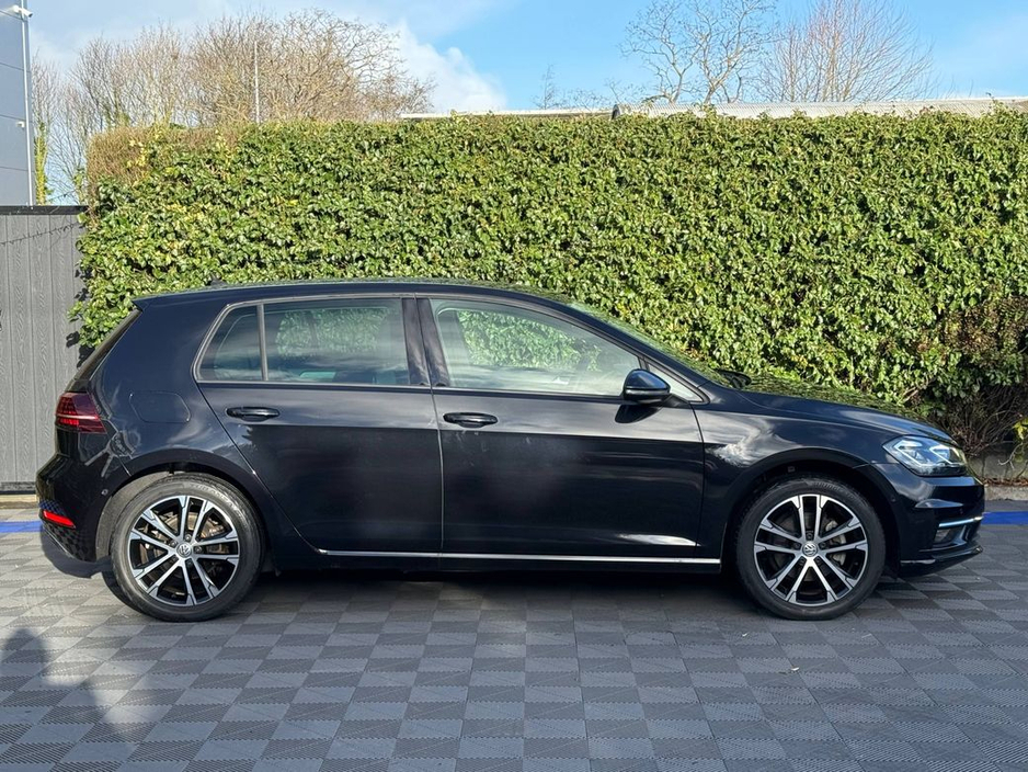 2020 Volkswagen Golf 2.0 TDI * HIGH SPEC * // DIGITAL CLUSTER // APPLE CARPLAY/ANDROID AUTO // DIAMOND CUT ALLOYS €21,900