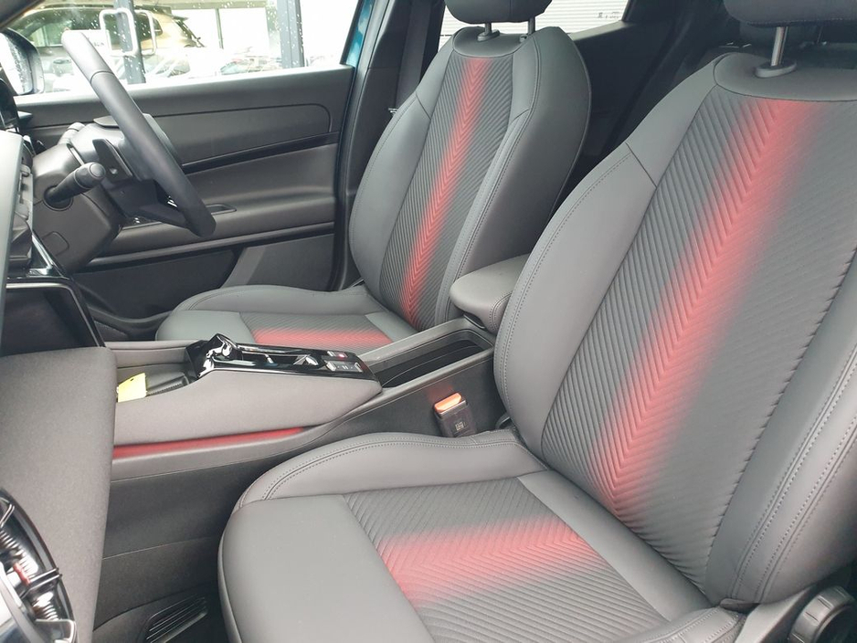 2025 Alfa Romeo Junior Ibrida 1.2(136bhp) MHEV, Premium+Tech+Sunroof+18" Alloys €39,995