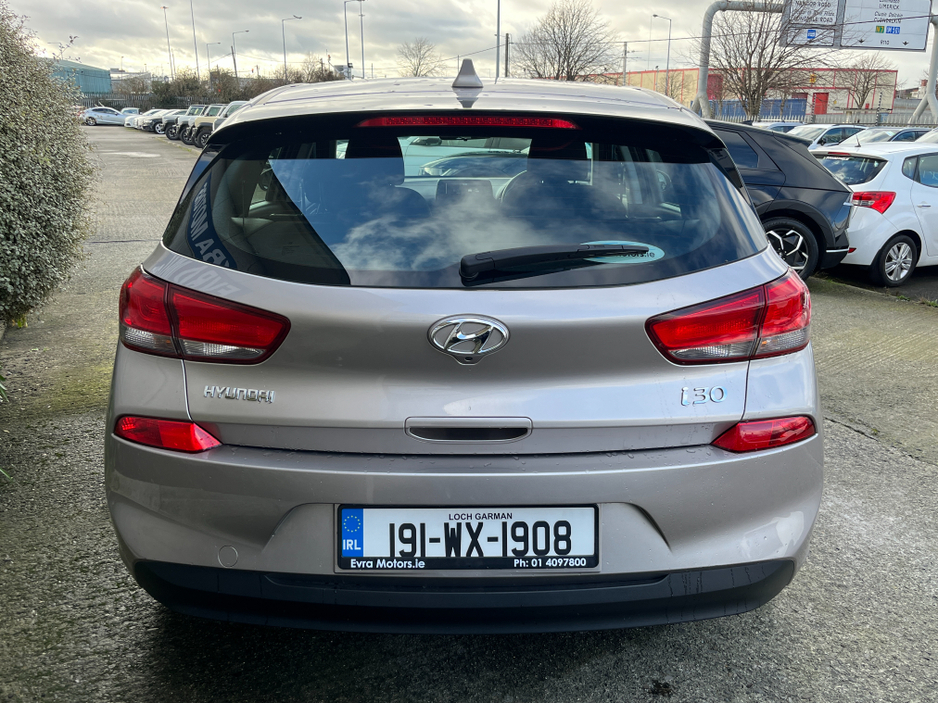 2019 Hyundai i30 DELUXE 1.0 PETROL //REVERSE CAMERA//CARPLAY// €14,950