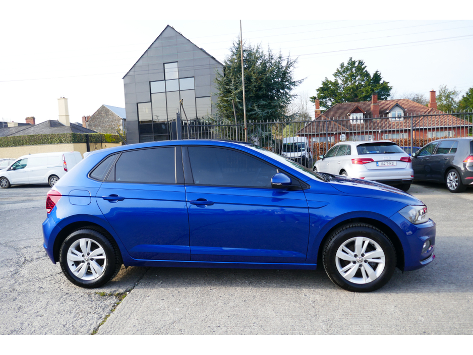 2019 Volkswagen Polo - image 3