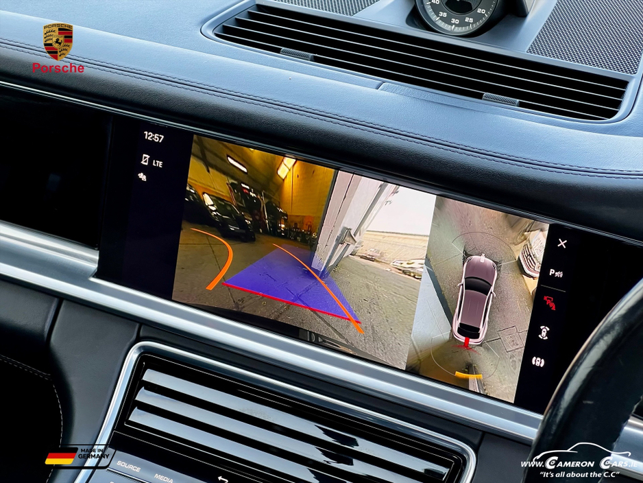 2022 Porsche Panamera - image 30