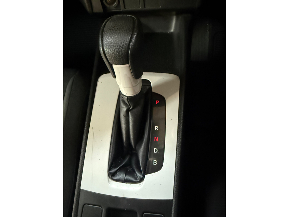 2020 Honda Jazz - image 11