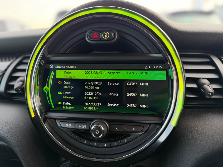 2018 MINI Cooper - image 19