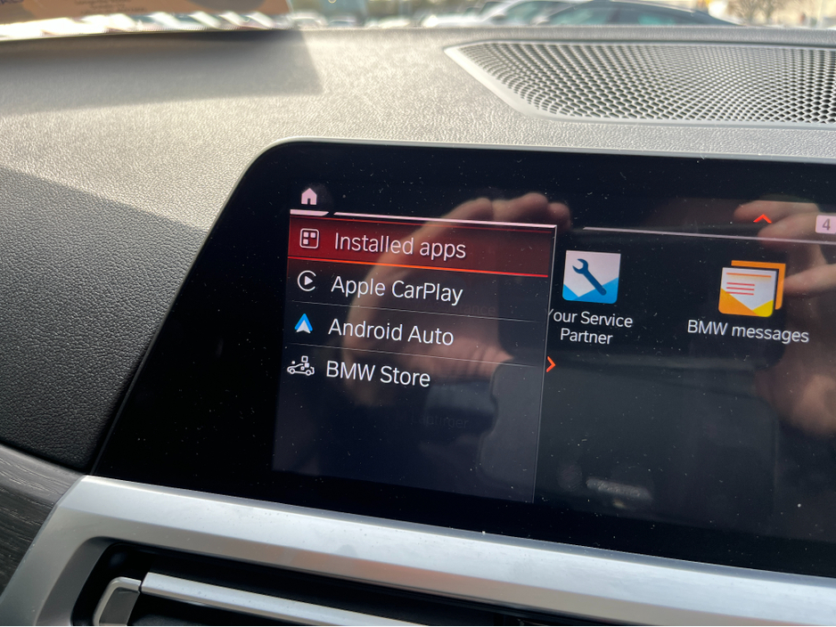 2020 BMW 3 Series - image 20