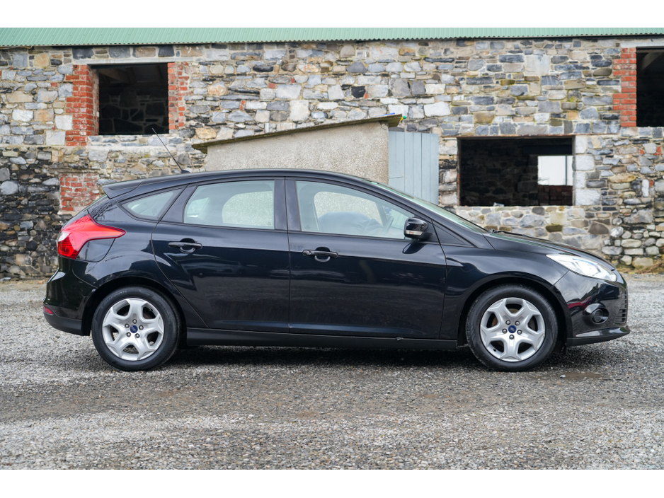 2013 Ford Focus - image 7