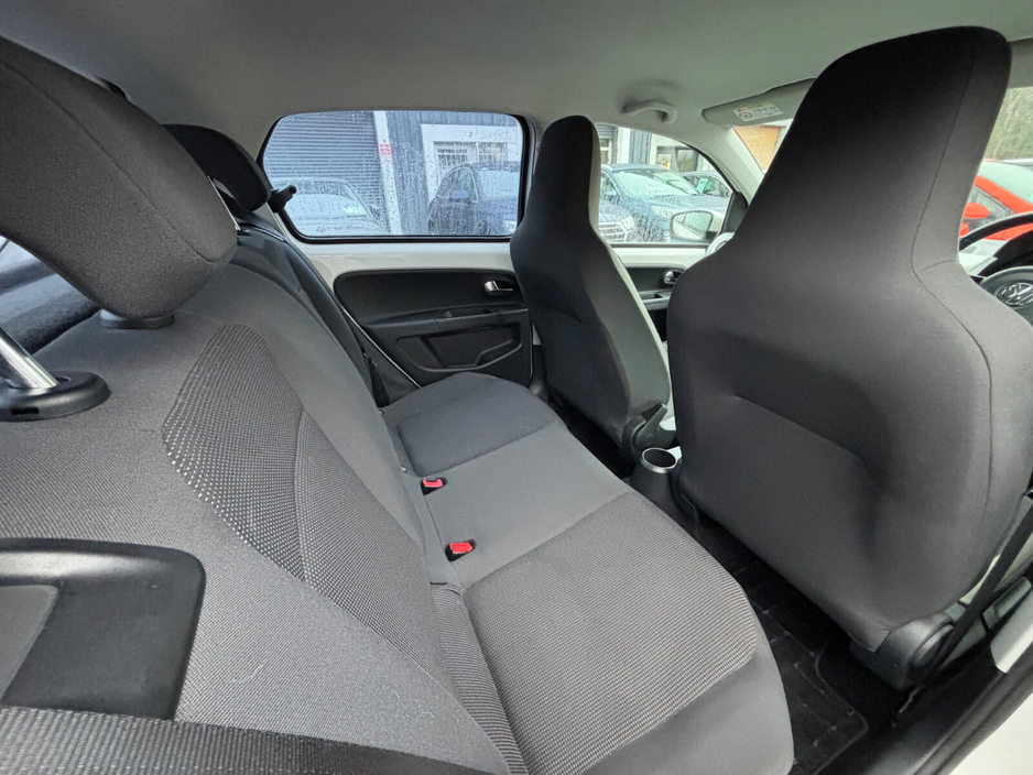 2015 Volkswagen up! 1.0 75BHP TAKE UP €7,500