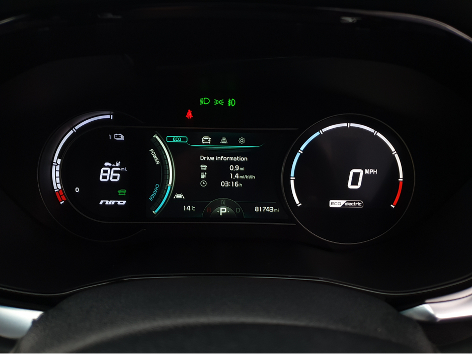 2022 Kia e-Niro - image 19