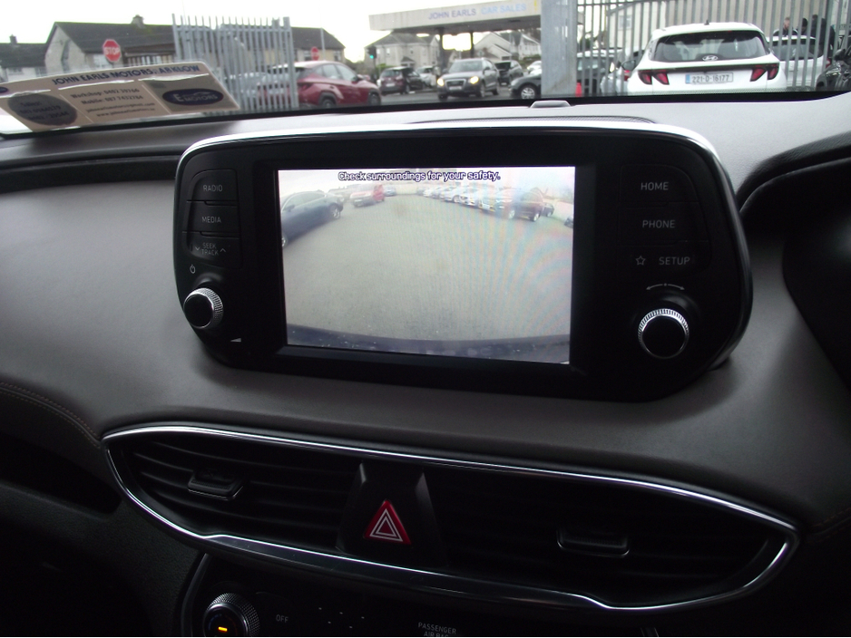 2019 Hyundai Santa Fe 2.2CRDI 4WD EXECUTIVE PLUS 5DR €23,500