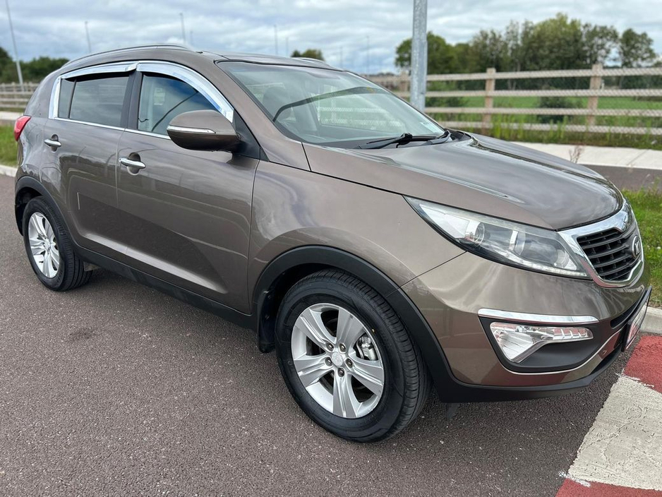 2013 Kia Sportage 1.7D IMMACULATE CONDITION, LIKE NEW FULLY SERVICED. NEW CLUTCH. NEW BRAKES* panoramic roof €8,900