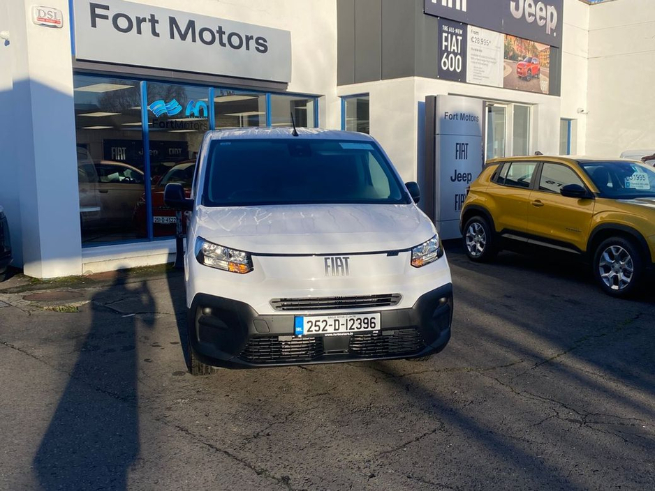 2025 Fiat Doblo SWB 1.5 100HP 650KG 4DR €21,495