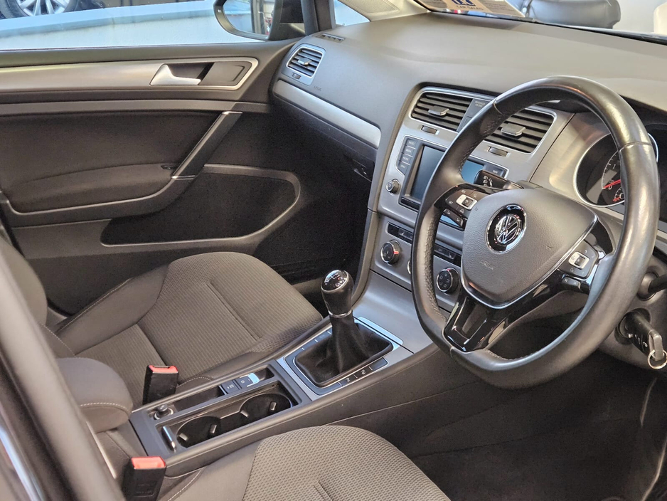 2016 Volkswagen Golf 1.6 TDI 5DR 110HP BlueMotion