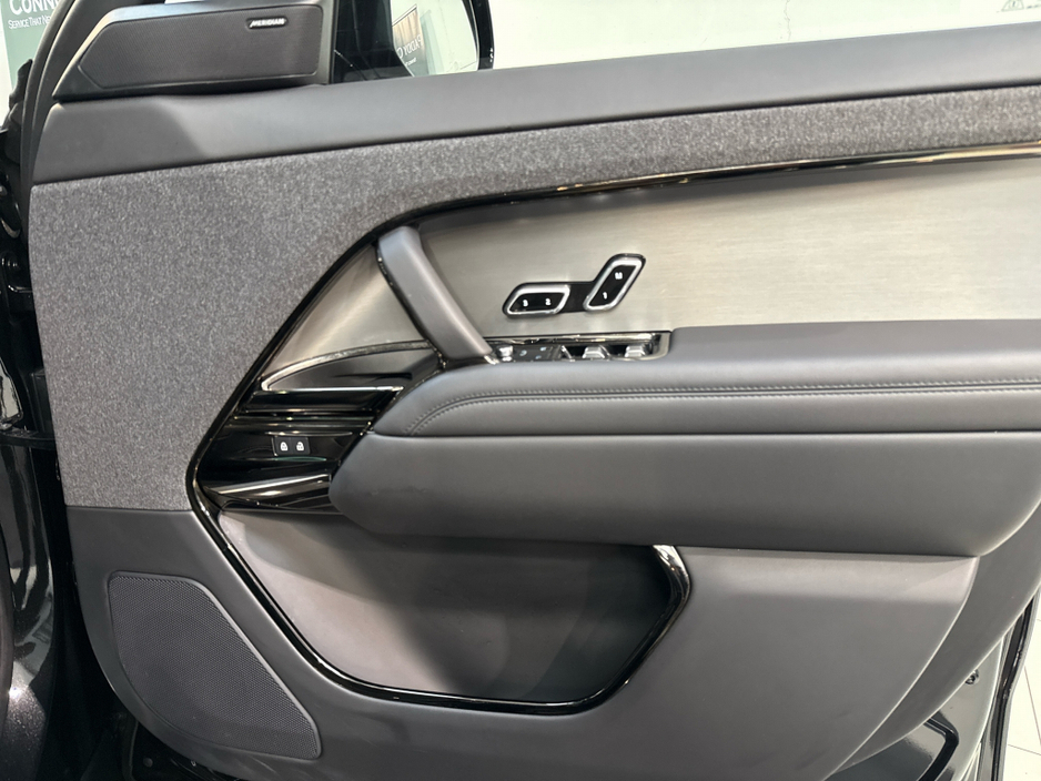 2026 Land Rover Range Rover Sport - image 13