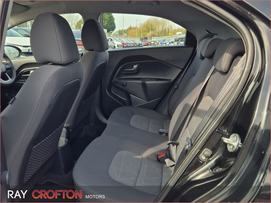 2013 Kia Rio - image 7