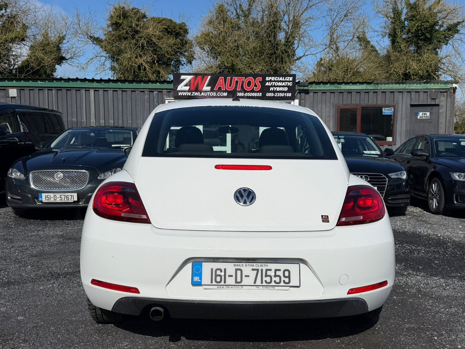 2016 Volkswagen Beetle - image 8