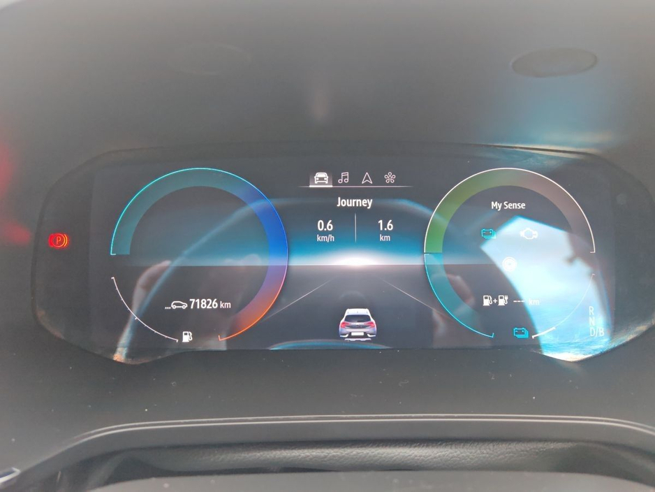 2021 Renault Captur - image 12