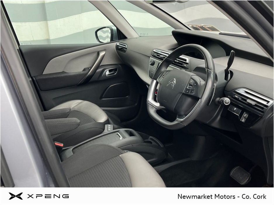 2019 Citroen C4 Picasso - image 21