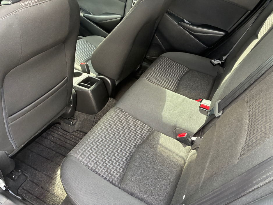 2017 Mazda Demio - image 14