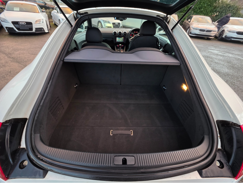 2012 Audi TT - image 9