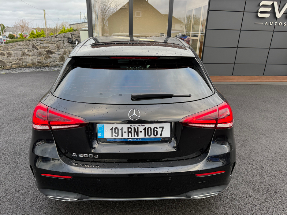 2019 Mercedes-Benz A Class A200d - AMG Premium + Low mileage €24,890