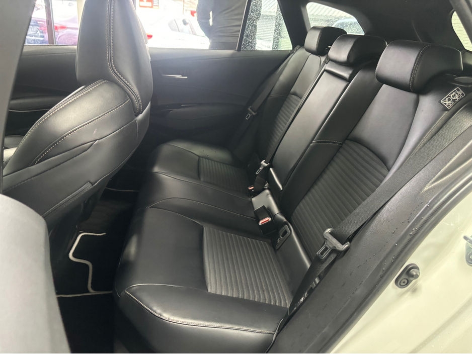 2020 Toyota Corolla - image 13