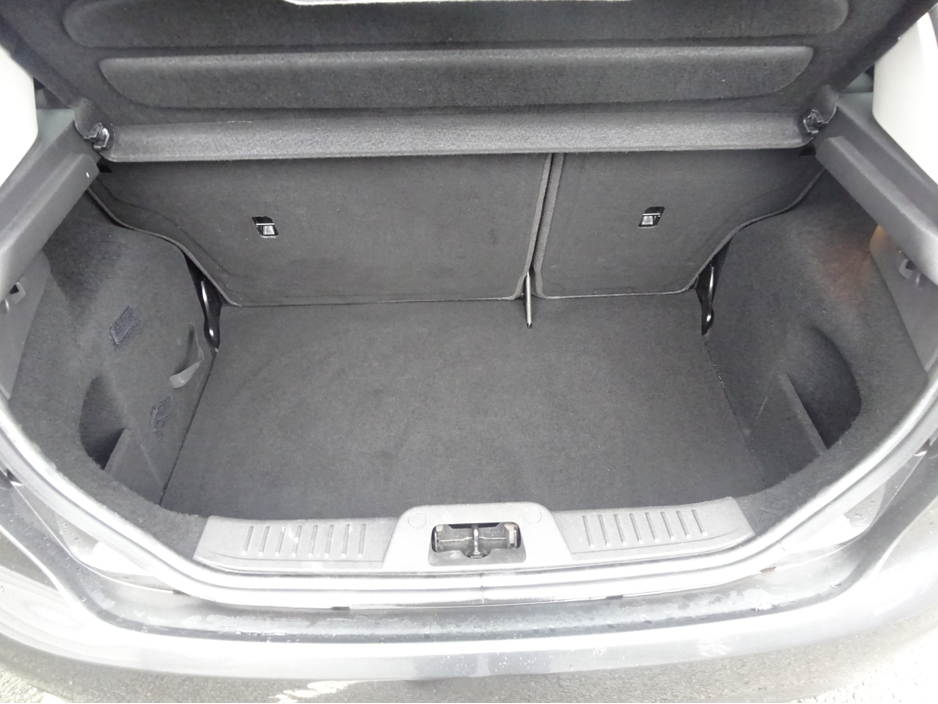 2016 Ford Fiesta TITANIUM 1.25 PETROL 60PS 5 DOOR LOW MILEAGE KEY 104 €9,950