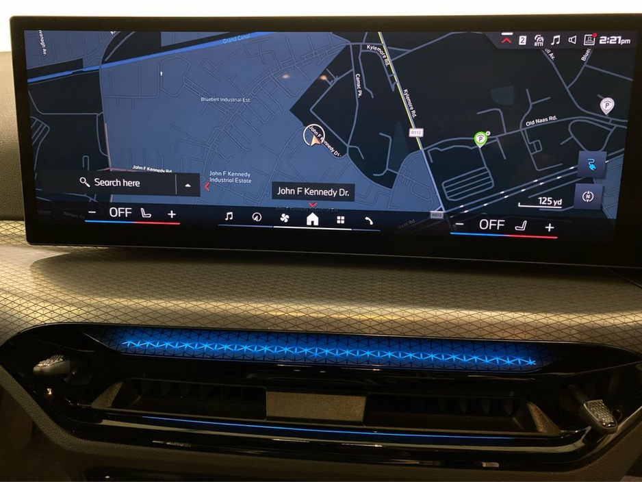 2025 BMW i4 - image 19