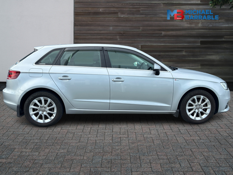 2013 Audi A3 - image 4