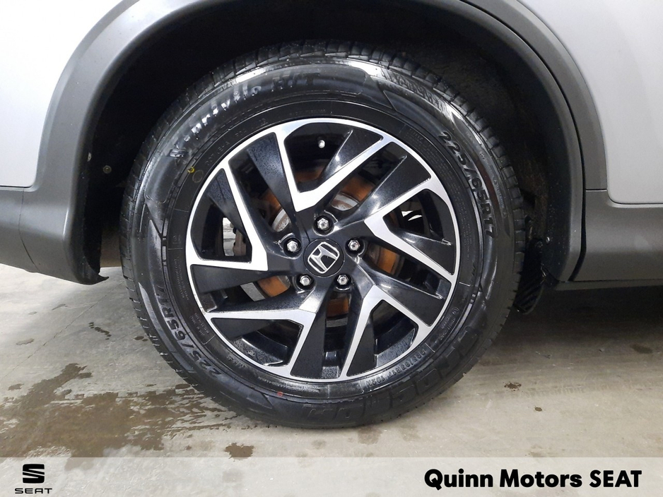 2018 Honda CR-V - image 6