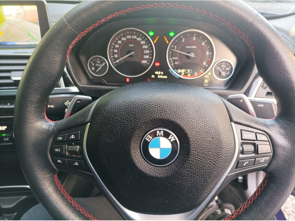 2018 BMW 3 Series 320 DIESEL SPORT LINE SPORTS INTERIOR UNMARKED INSIDE BMW SERVICE HISTORY (9 INPUTS) JUST FULLY SERVICED 2 YEARS NCT 1 YEAR ROAD TAX LOADED WITH EXTRAS €24,949