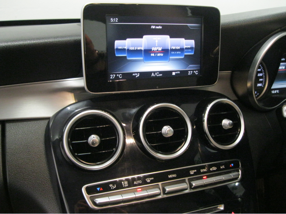 2015 Mercedes-Benz C Class - image 22