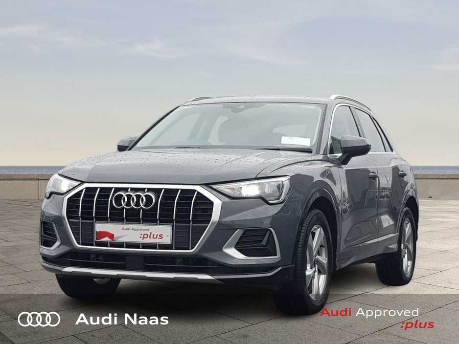 2023 Audi Q3 - image 3
