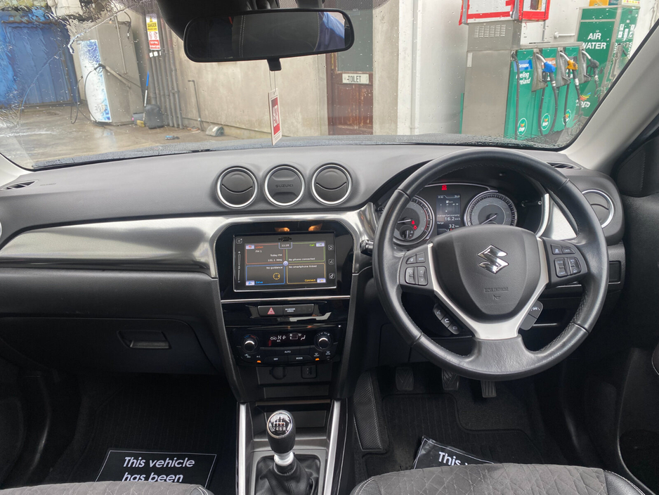 2023 Suzuki Vitara - image 13