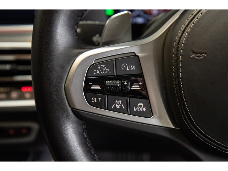 2023 BMW X5 - image 13