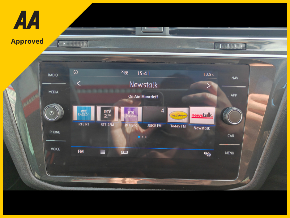 2020 Volkswagen Tiguan - image 27