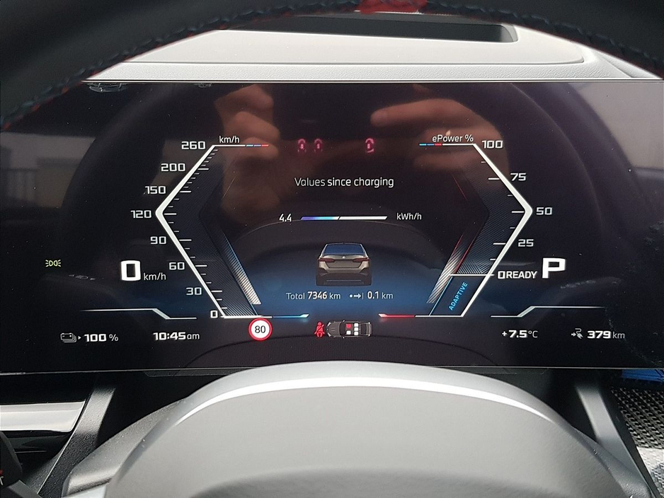 2025 BMW i5 - image 9