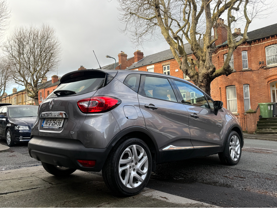 2014 Renault Captur 0.9 Petrol Intense, Only 73kms! New Nct 02/2027, Bluetooth, Cruise Control, A/C, Sat Nav, Alloys, 5 Doors, Service & Warranty Included, SIMI Dealer, €8,950