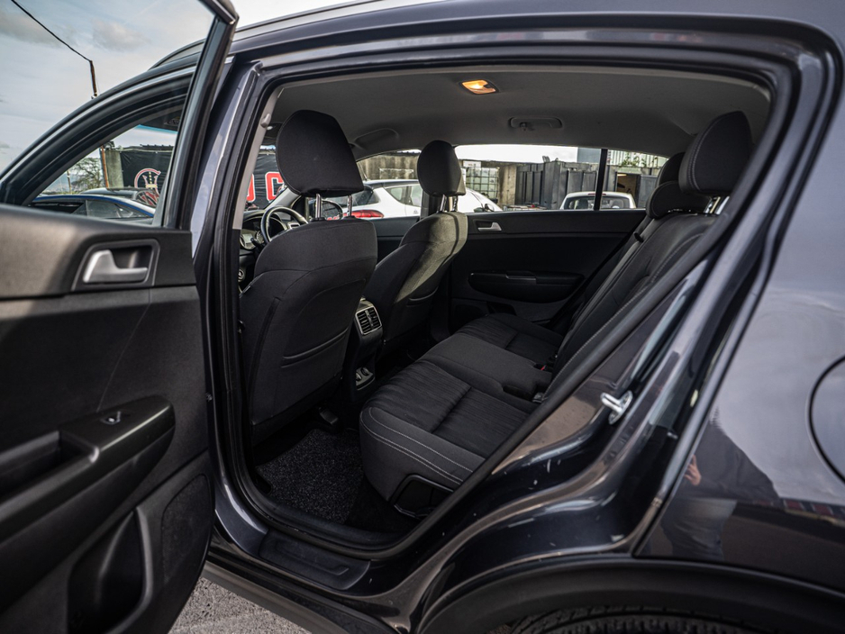 2016 Kia Sportage - image 27