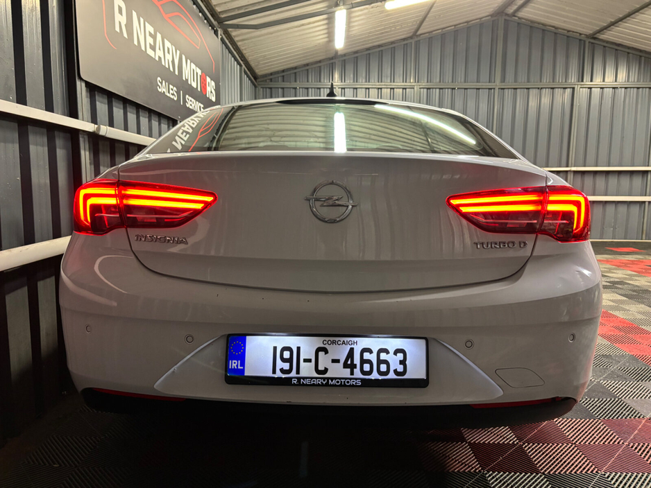2019 Opel Insignia 1.6 (136PS) Turbo D ecoTEC SC €12,950