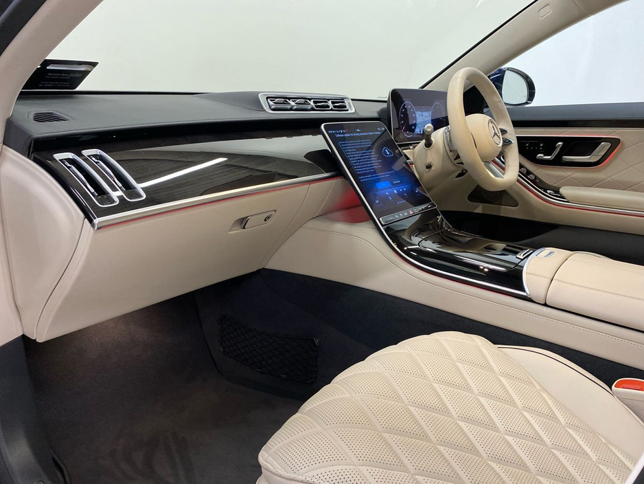 2025 Mercedes-Benz S Class - image 12