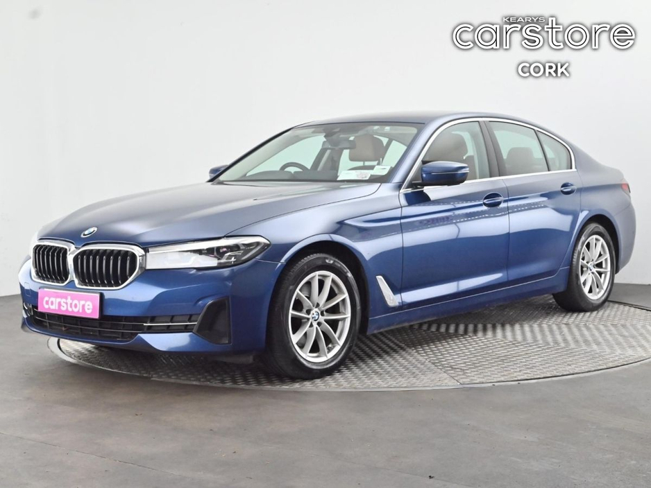 2021 BMW 5 Series - image 7