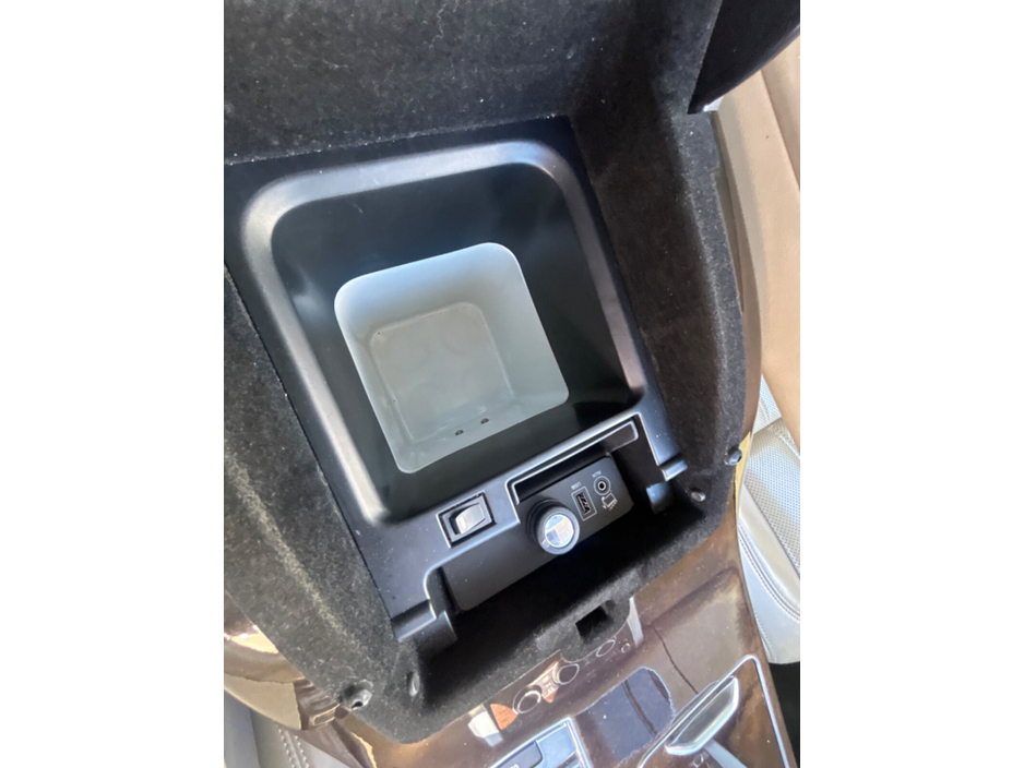 2017 Land Rover Range Rover - image 26