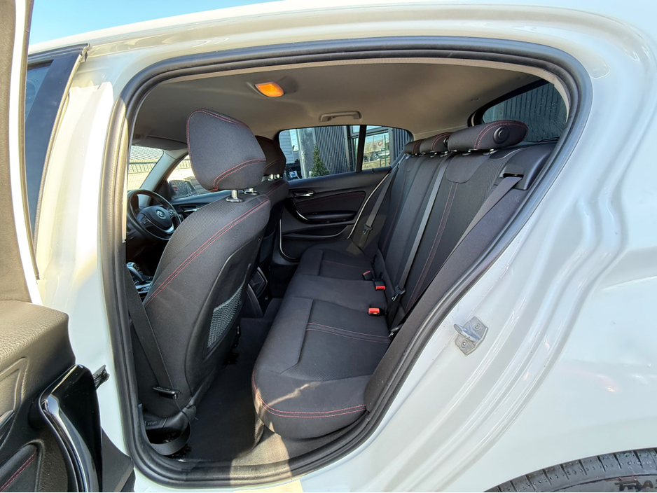 2017 BMW 1 Series - image 4