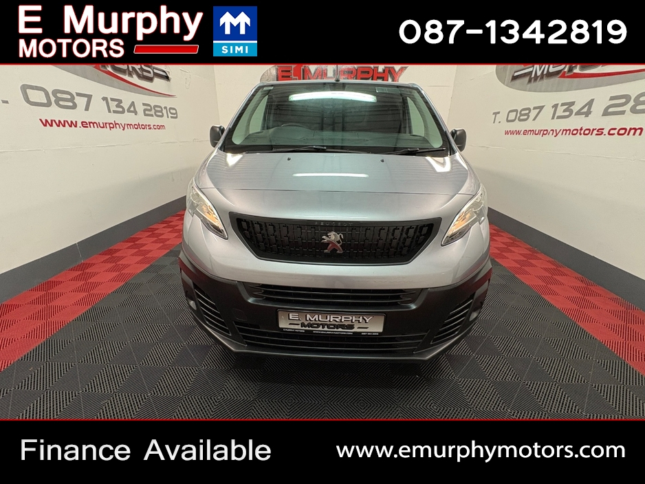 2023 Peugeot Expert - image 2