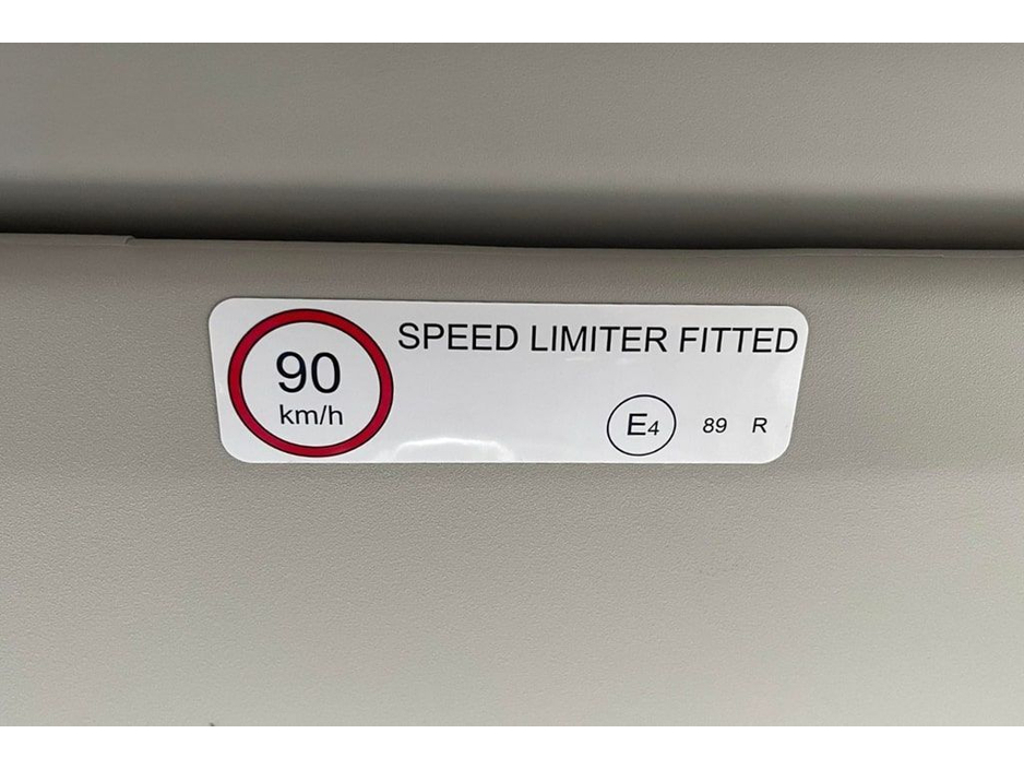 2023 Maxus eDeliver 9 BASE LXH P/V €47,824