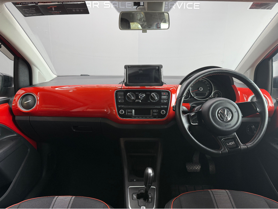 2014 Volkswagen up! - image 12