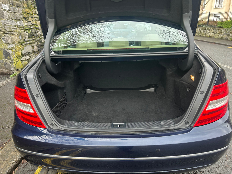 2013 Mercedes-Benz C Class - image 6