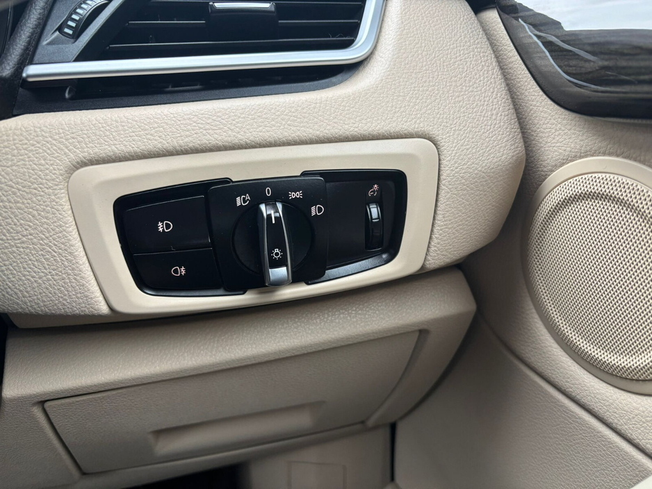 2016 BMW 2 Series 218i Luxury Auto €16,950