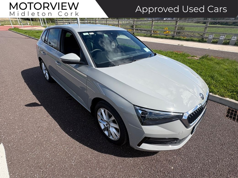 2024 Skoda Scala - image 3